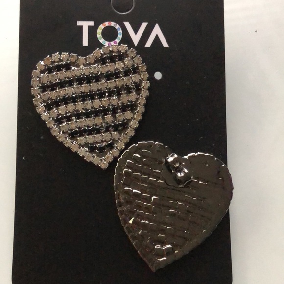 New TOVA Heart Earrings - Picture 3 of 4